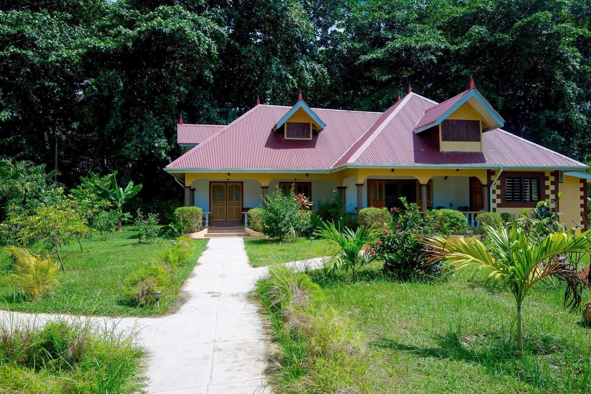 Zerof Self Catering Apartments La Digue Exterior photo